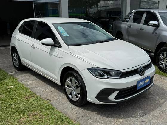 VOLKSWAGEN POLO 1.0 MPI MANUAL VOLKSWAGEN POLO 1.0 MPI MANUAL